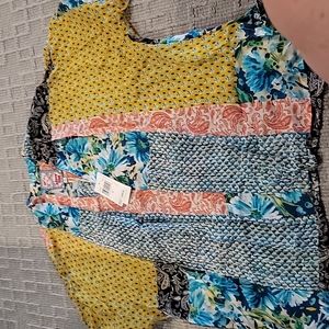 NEW JOHNNY WAS top. Multi color. XL